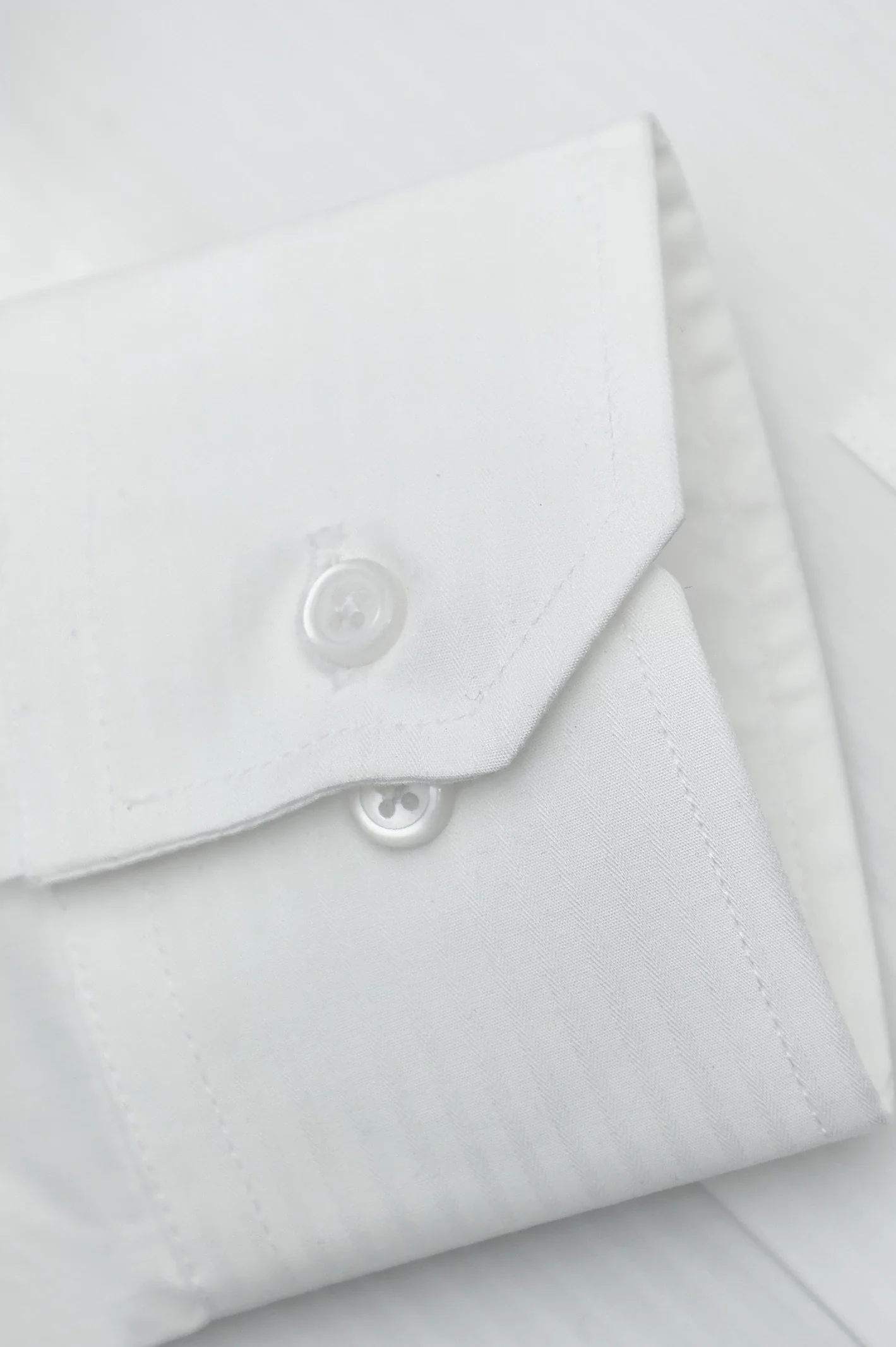 Off White Stripe Textured Formal Shirt - Image 3