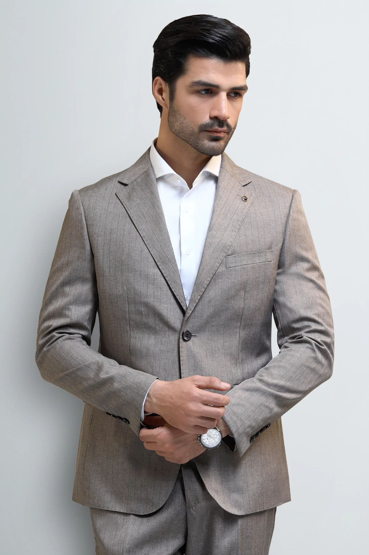 Men's Brown Striped 2-Piece Suit - Image 2