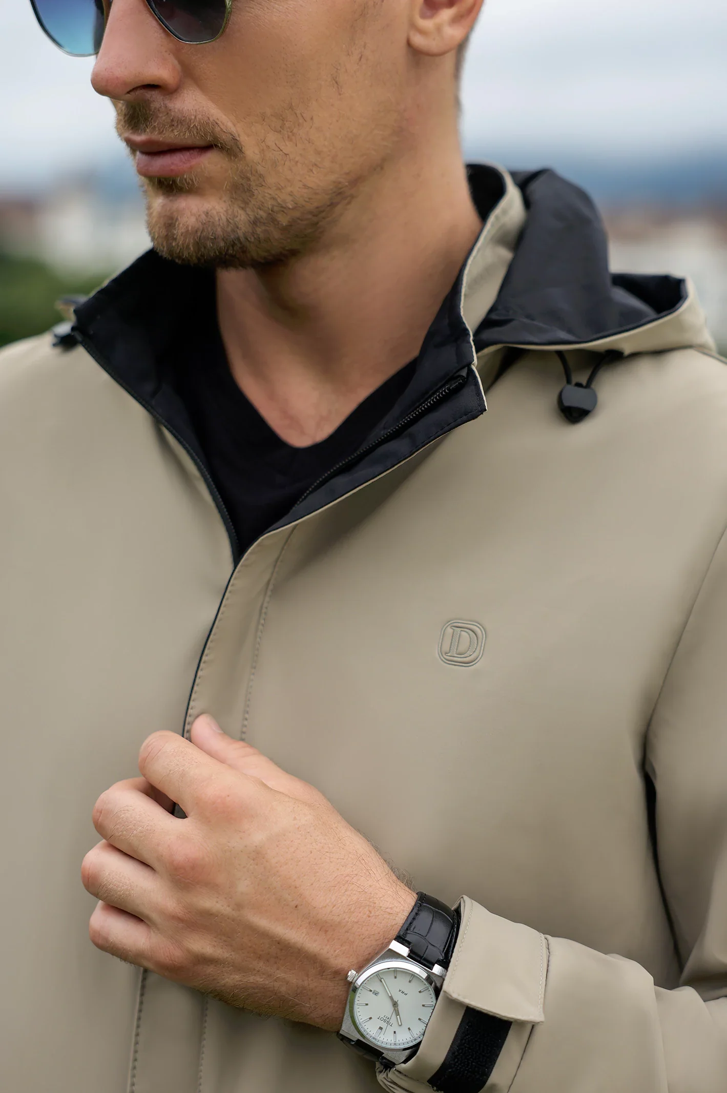 Men's Fawn Reversible Hooded Jacket - Image 4