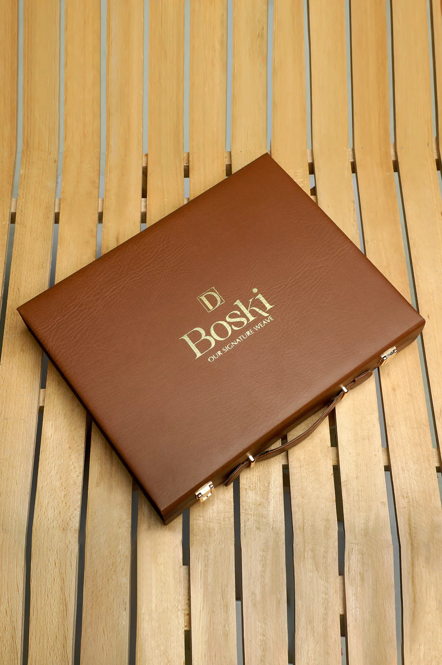 Unstitched Boski Fabric with Gifting Box - Image 3