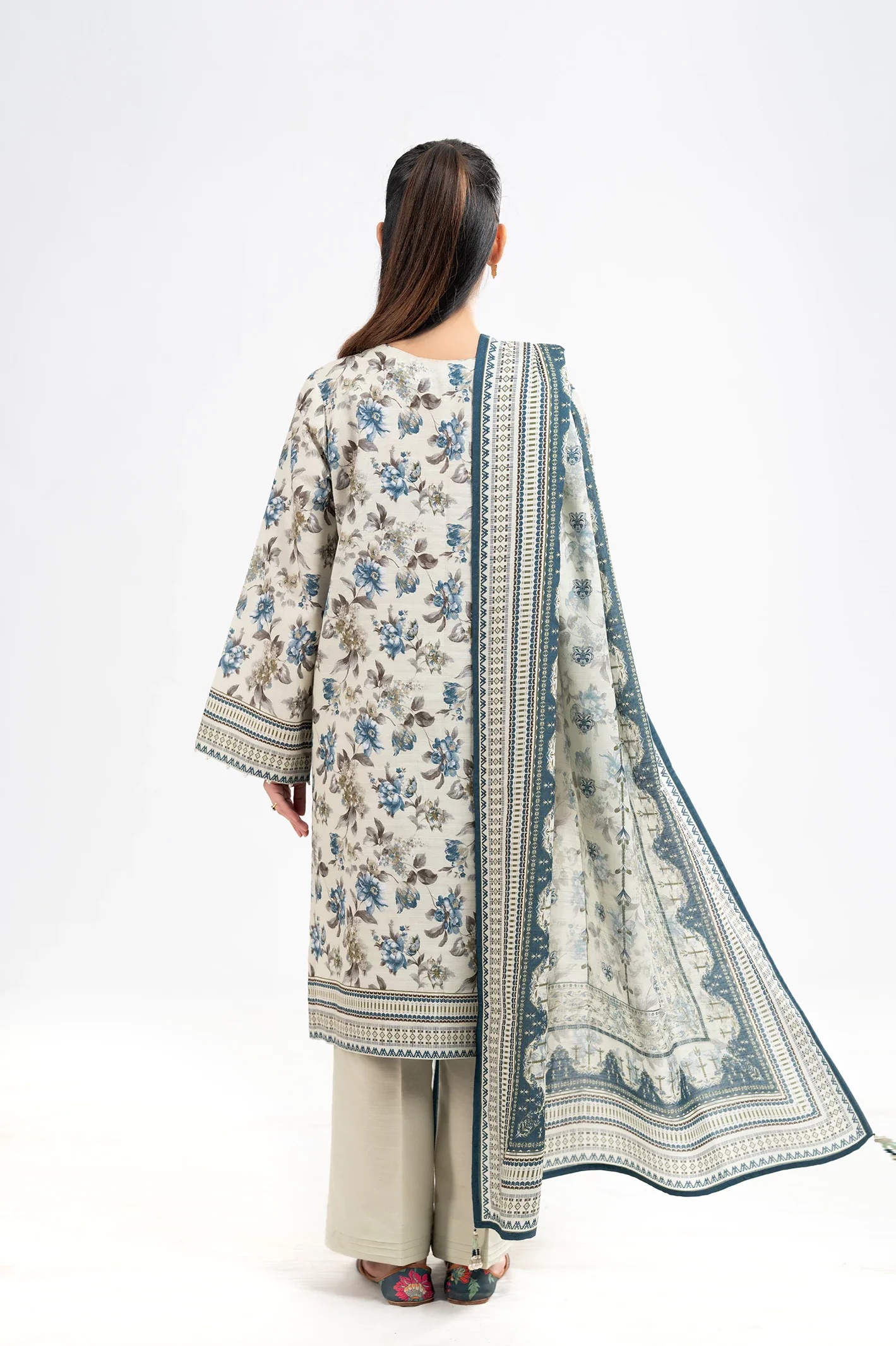 Printed Unstitched 3PC - Image 3